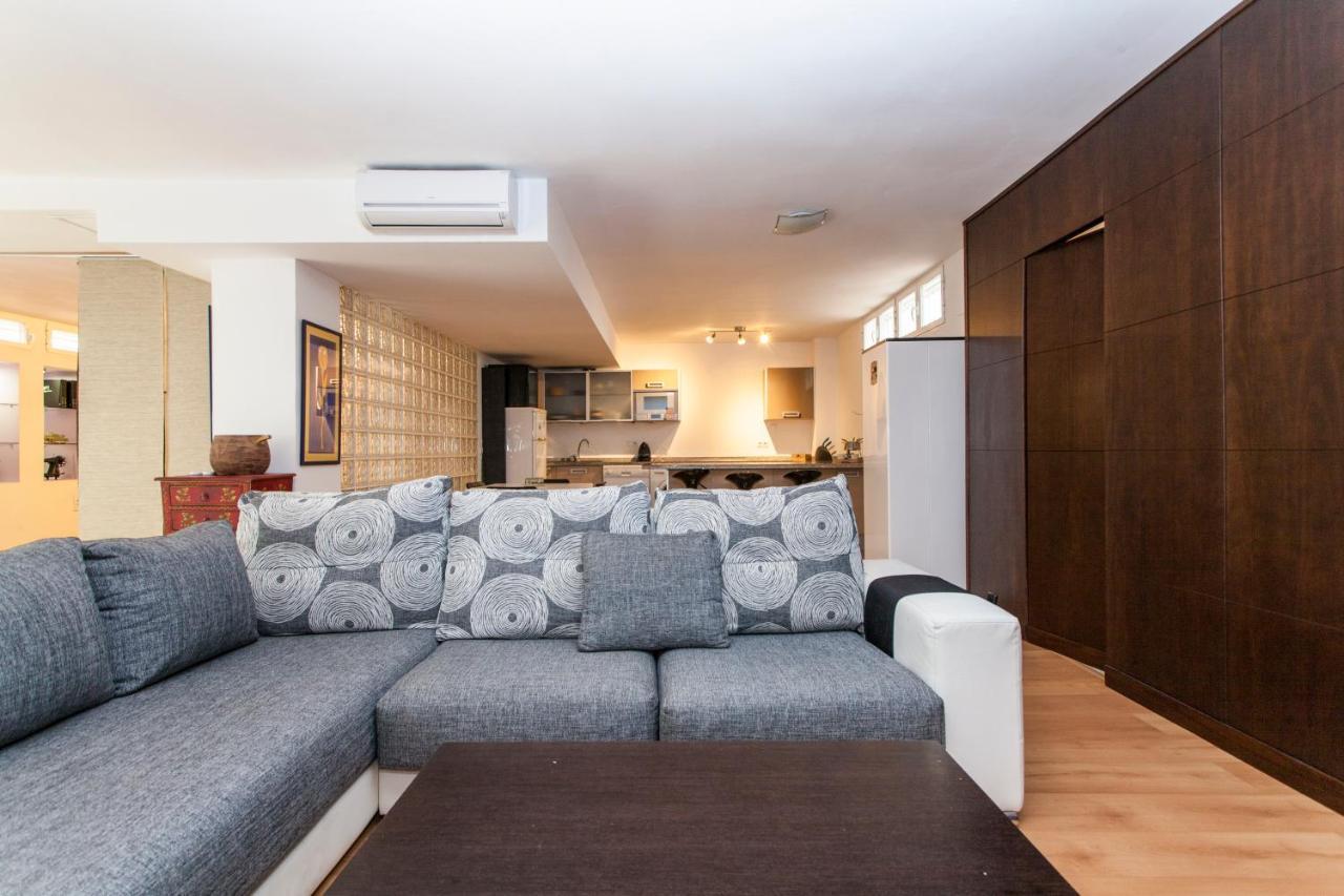 Lf Parking Incluido Amplio Loft En Barrio Santa Cruz Lägenhet Sevilla Exteriör bild